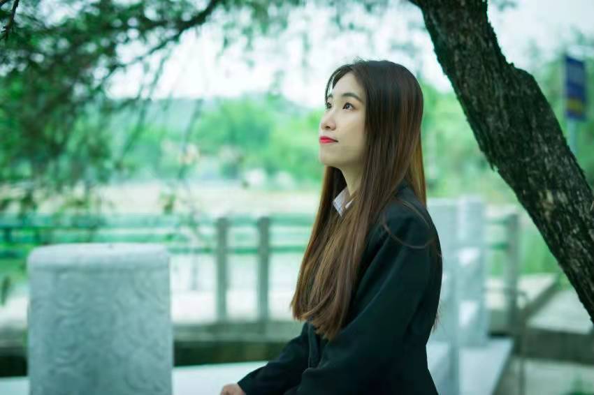 1管理学院 陈映翠.jpg