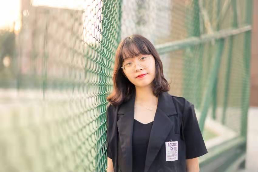 15艺术学院 林夏曼.jpg