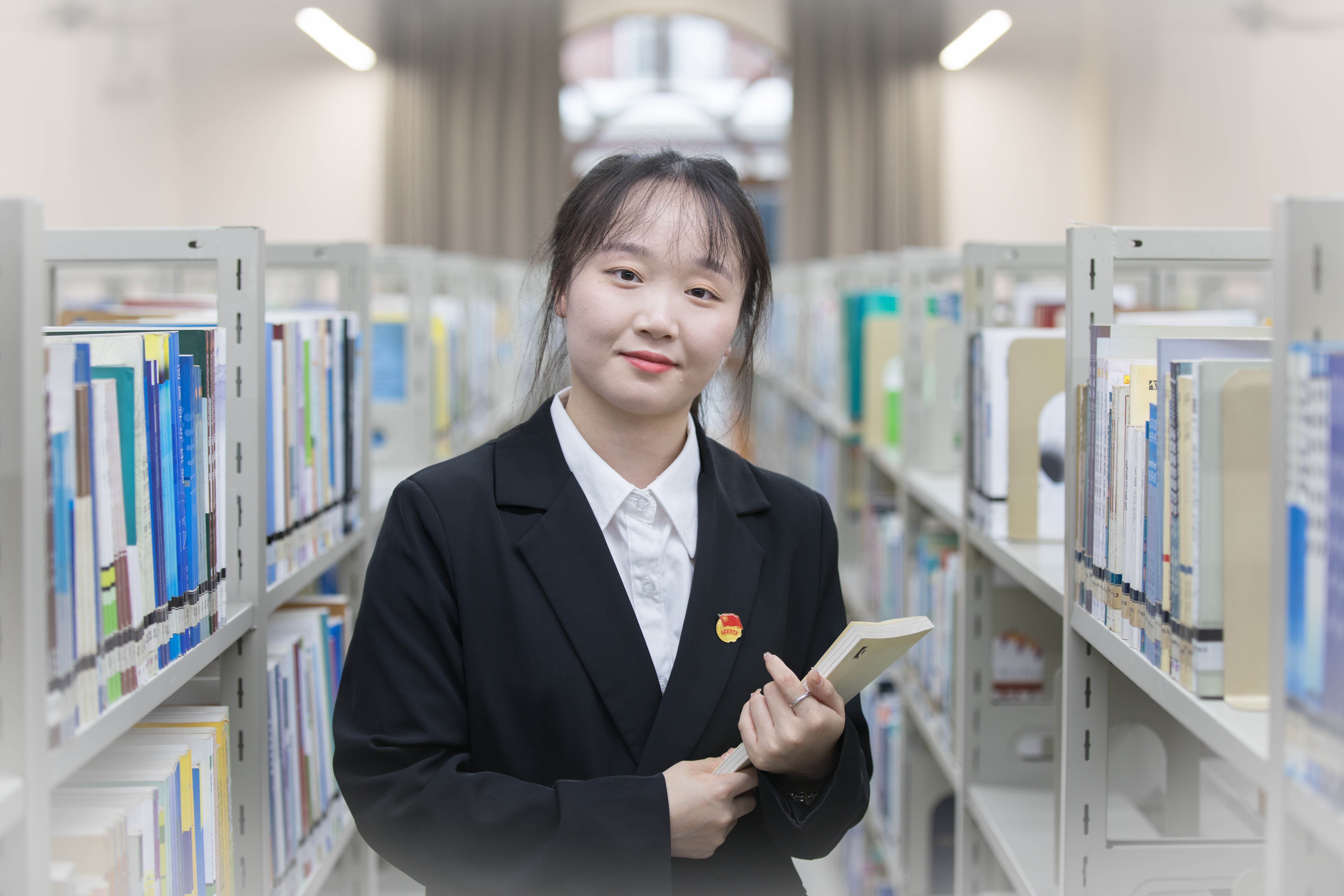 2.外国语学院 彭芝娴.jpg