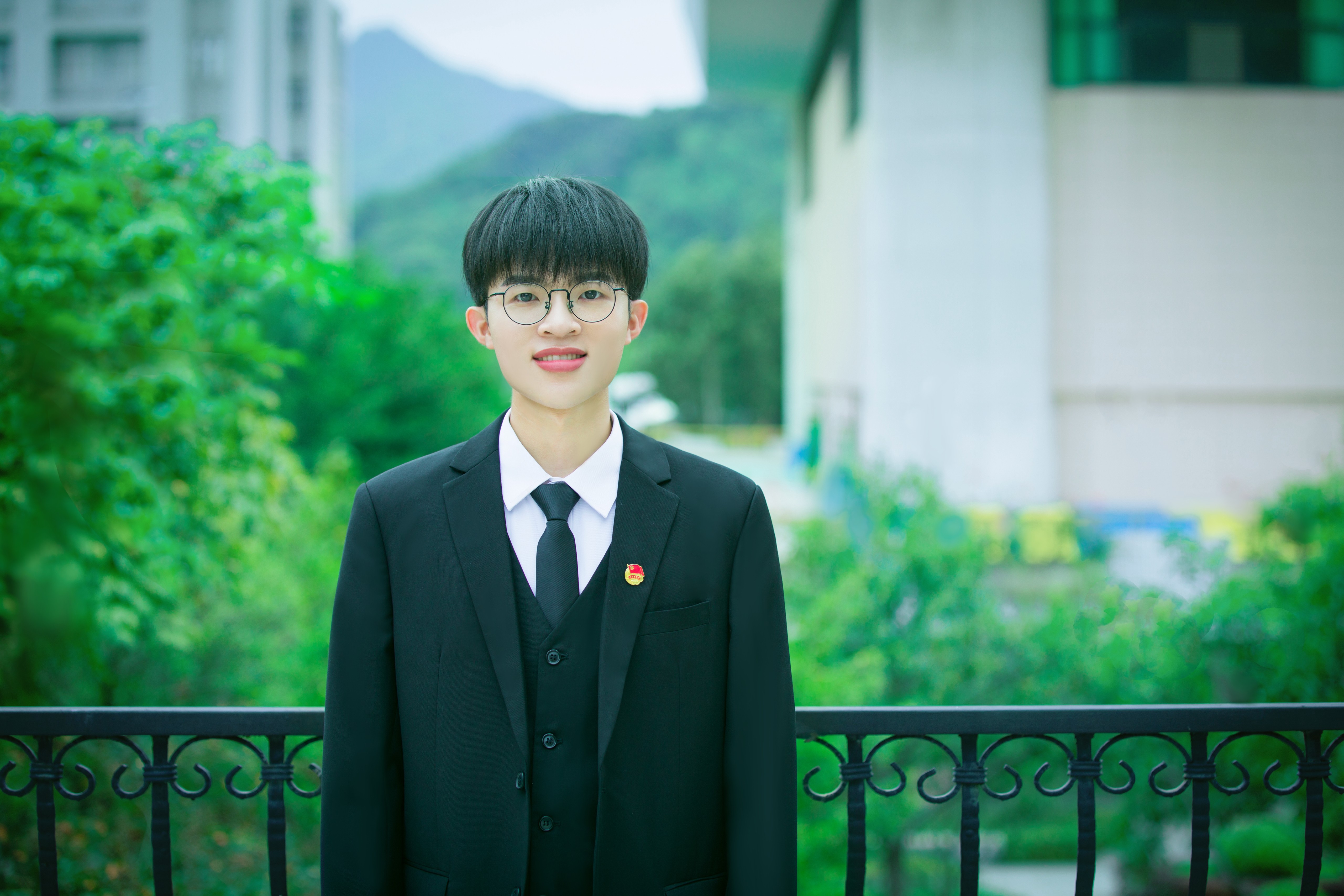 13.艺术学院 吴耀宏.jpg
